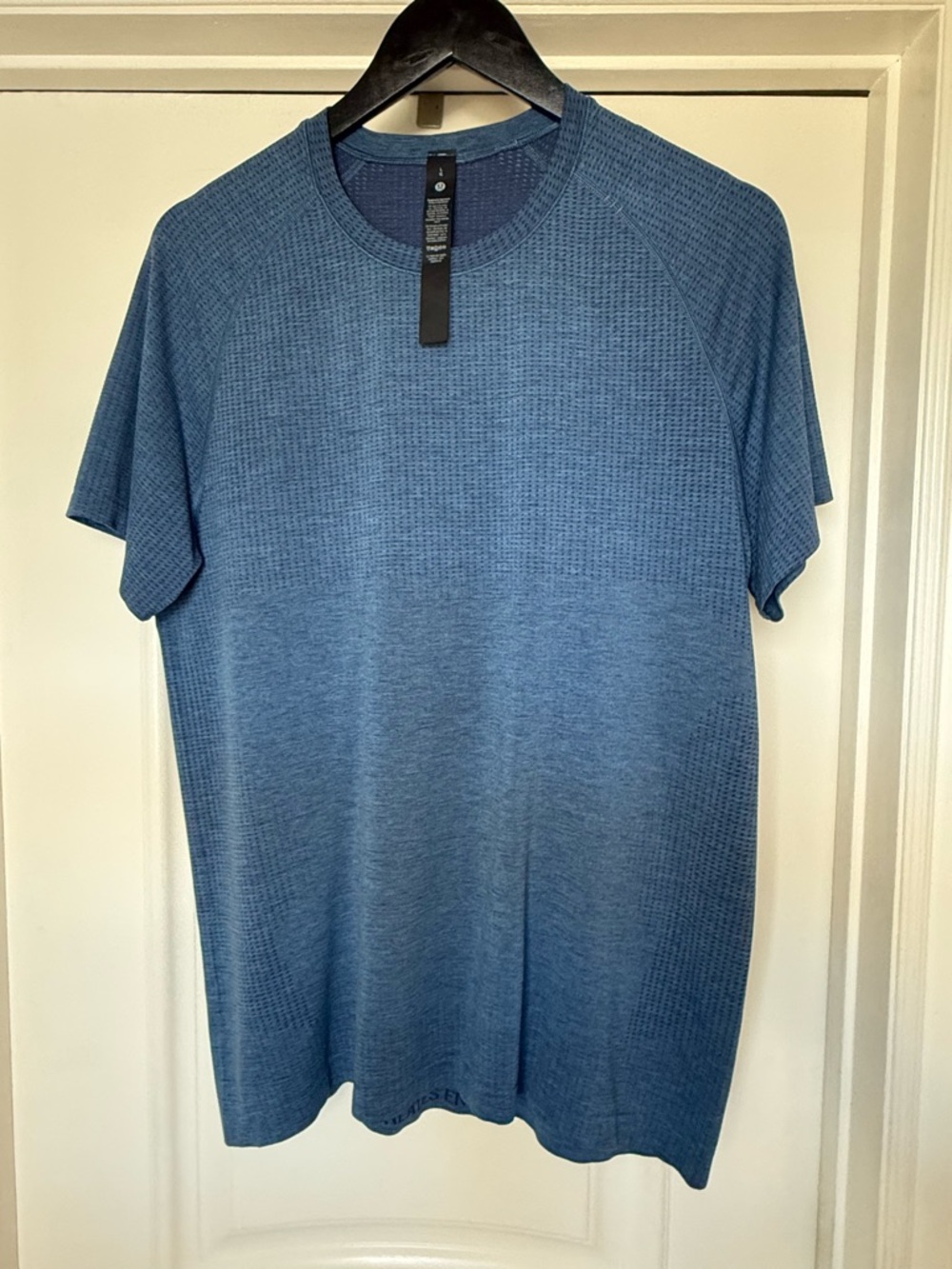 lululemon athletica Men's Heathered Blue Short-Sleeve Crew
